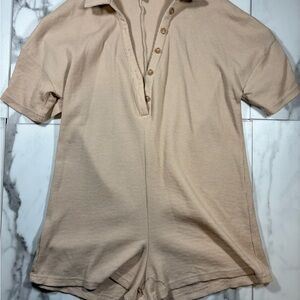 Princess Polly Knit Romper Taupe Color with Collared Button Up Neckline Size 12